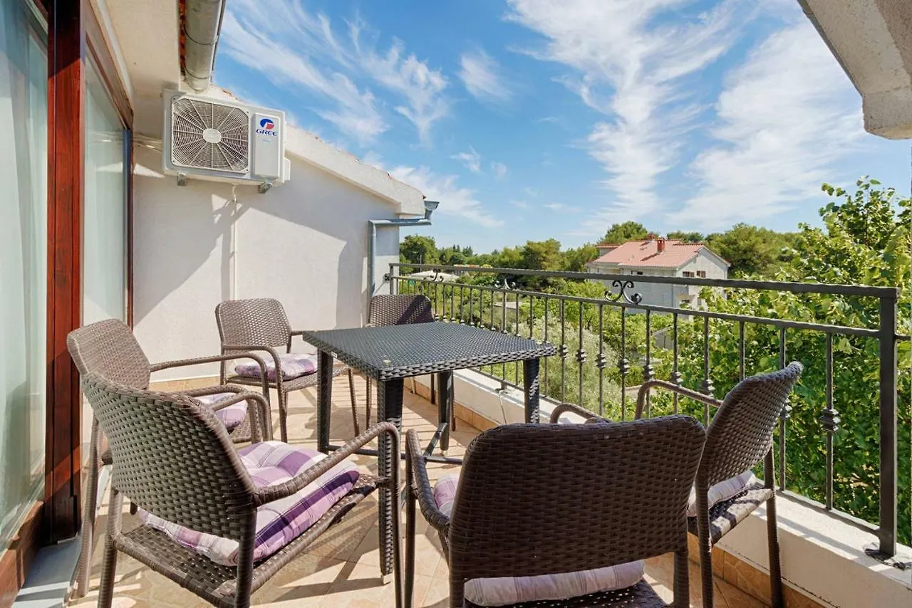 Rooms & Apartment Hegic Zadar