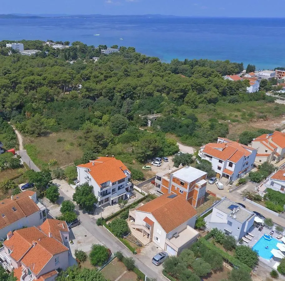 Rooms & Apartment Hegic Zadar 0*,