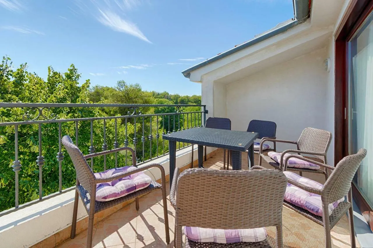 Rooms & Apartment Hegic Zadar