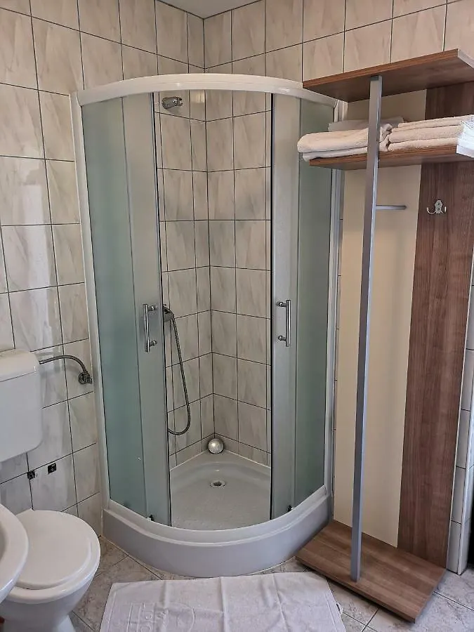 Rooms & Apartment Hegic Zadar 0*,